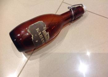 Stara Butelka Szklana z Porcelanką poj 0,33 L Sygnowana