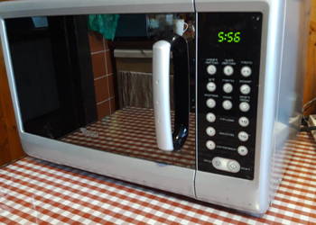 Mikrofala Whirlpool model MW0607/SL
