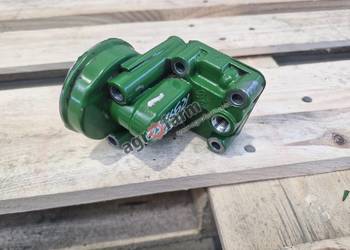 Obudowa filtra oleju John Deere 6155M