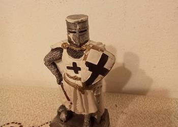 Duża figurka rycerz krzyżacki