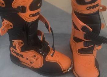 Buty cross
