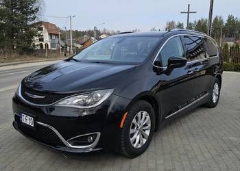 Chrysler Pacifica 2018 Touring L Plus 3.6 V6 291km bezwypadek automat 7 os.