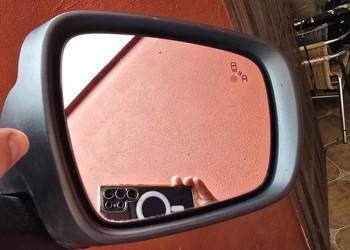 Prawy,lewy wkład lusterka renault kadjar lift . Asystent.