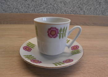 Porcelanowa mała filiżanka