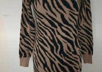 Sukienka dzianinowa paski zebry ocieplana dzianinowa brązowa