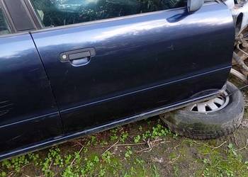 Drzwi Audi A4 B5 LZ5T prawe
