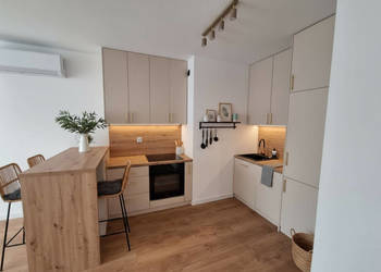 Mieszkanie 2-pok 42,52 m² balkon klima garaż kom