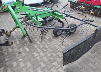 Zgrabiarka karuzelowa Deutz-Fahr 3421