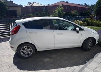 Sprzedam Ford Fiesta 2017r. z silnikiem benzynowym 1,2, silnik 4 cylindry