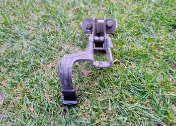 Audi 80 B4 Audi 100 Cięgno Zatrzask Rygiel Zamek maski 8G0823480D