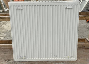Grzejnik Używany 90x90 V22