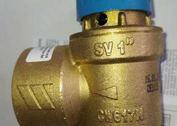 Zawór bezpieczeństwa 1" X 1.1/4" 6 BAR SVW WATTS