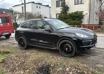Porsche cayenne S 4,8 bez pompowanego zawieszenia