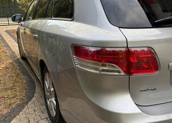 Toyota Avensis 2.2 D-4D 177KM • Salon PL • Sol Plus • Navi • Zadbany • Bez