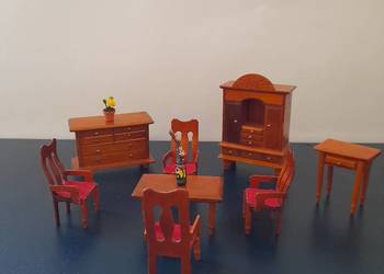 Zestaw angielskich mebelek vintage do domku dla lalek 1:12