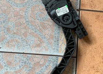 Potencjometr gazu FORD FIESTA 8V219F836AB