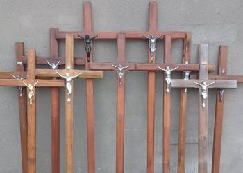 Krzyż drewniany nagrobny na cmentarz krzyże cmentarne