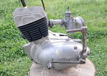 Silnik WSK 125 - sprawny ,odpala