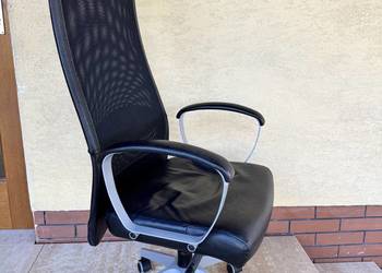 Fotel ergonomiczny biurowy Markus Ikea skóra czarny regulowany krzesło