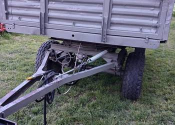 Przyczepa rolnicza d 732 ładna
