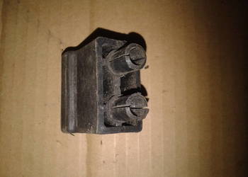 KOSTKA ZDERZAKA ŚLIZG FIAT 126P FL EL STD BIS 7534596 NOWE ORYGINALNE