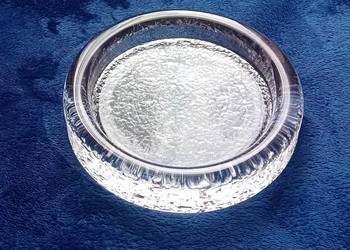 Przybormik / świecznik Iittala, model Visa, autor projektu Tomo Sapraneva.