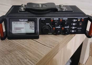 Rejestrator Tascam DR-70D