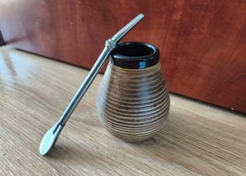 Zestaw Yerba Mate tykwa ceramiczna miodowa + bombilla metalowa. Stan BDB!