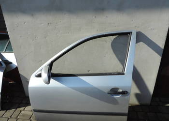 SKODA OCTAVIA I DRZWI LEWY PRZÓD PRZEDNIE 9102