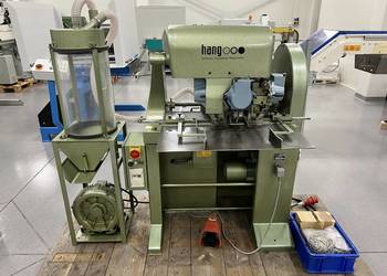 Nitownica oczkarka Hang 87F 3 głowicowa z odciągiem