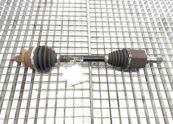 PÓŁOŚ LEWY PRZÓD SKODA FABIA III 6C0407271T 1.0 95KM PRZEGUB