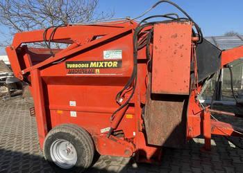 Ścielarka do słomy Zadawarka kiszonki AUDUREAU Turbodis 4050