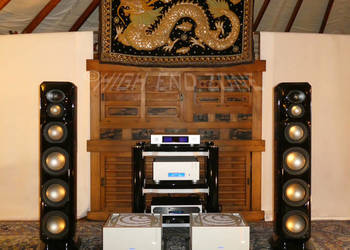 Revel Ultima2 Salon2 Speakers in Gloss Black Piano Finish