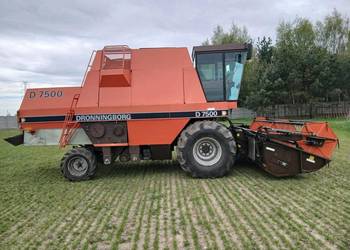 Kombajn Dronningborg D7500