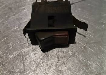 VW PASSAT B2 WŁĄCZNIK SWIATEŁ AWARYJNYCH PRZEŁĄCZNIK