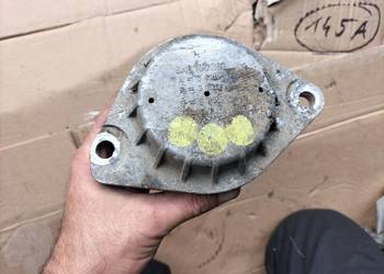 Audi 80 90 B3 B4 A6 C4 8A0199382 PODUSZKA SILNIKA