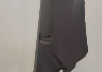 SKODA KAROQ OSŁONA POSZYCIE SŁUPKA PRAWE 57A867766A