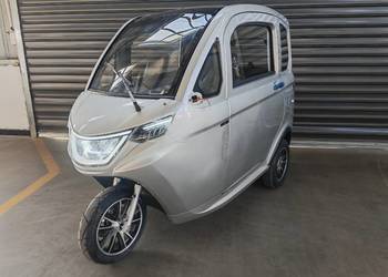 Aixam Ligier Microcar bez prawa jazdy trójkołowiec elektryczny