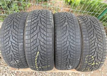 Opony zimowe 215/50 R17 Yokohama BluEarth Winter V905 2020 r. +/- 5 mm kpl.