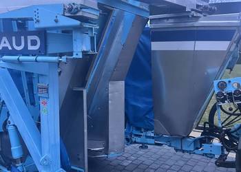 Kombajn BRAUD 524 do owoców porzeczki Borówki aroni jagody kamczackiej