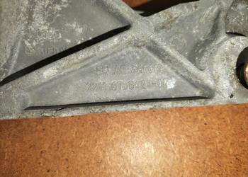 Konsola poduszki silnika po lewej stronie BMW E65 E66 730D 730LD730i 730li Konsola poduszki silnika po lewej stronie BMW E65 E66 730D 730LD730i 730li