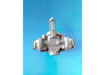 Cylinderek HAMULCA ROZPIERAK MERCEDES 814,817,1117,1320,1120