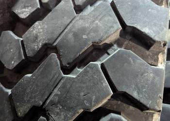 Opony ciężarowe/ ładowarka 14.00 R20