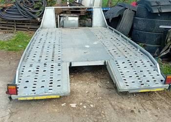 Najazd z demontażu nissan cabstar  356cm x 210cm