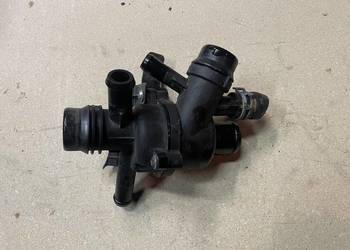 AH22-8K515-AA obudowa termostatu jaguar f-pace range rover