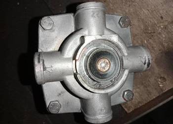 Zawór główny hamulca Jelcz