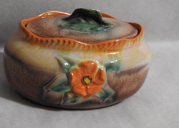 Śliczny ceramiczny pojemnik -ozdoby w 3D -sygn. na spodzie