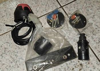 Zestaw montażowy haka holowniczego prl hak gniazdo prl