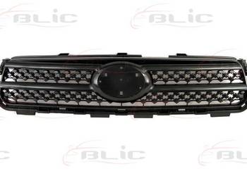 ATRAPA CZARNA - TOYOTA RAV4 01/06-02/09