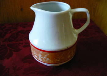 Porcelana Dzbanuszek na śmietankę Chodzież